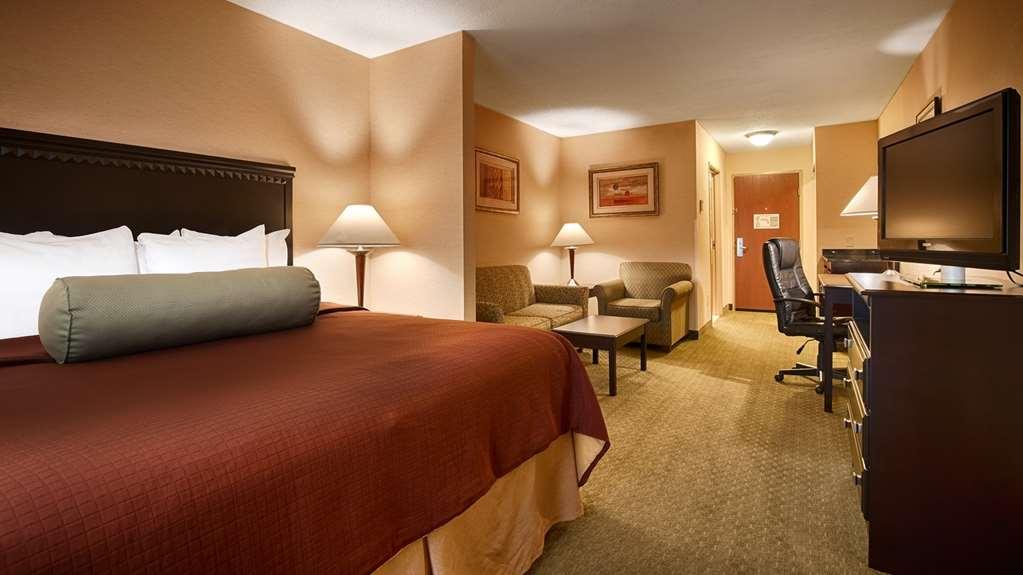 Best Western Plus Victor Inn & Suites חדר תמונה