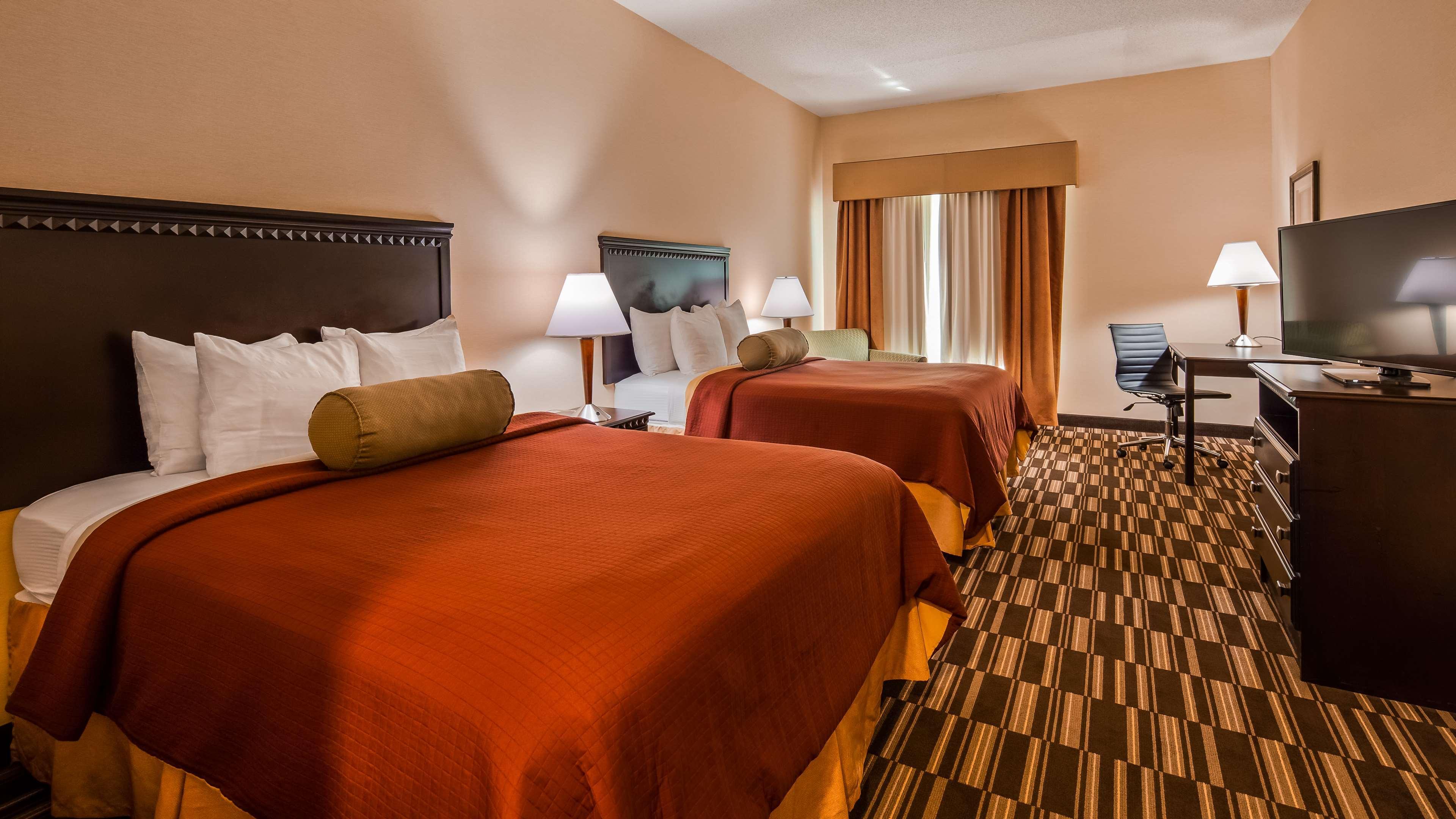 Best Western Plus Victor Inn & Suites מראה חיצוני תמונה
