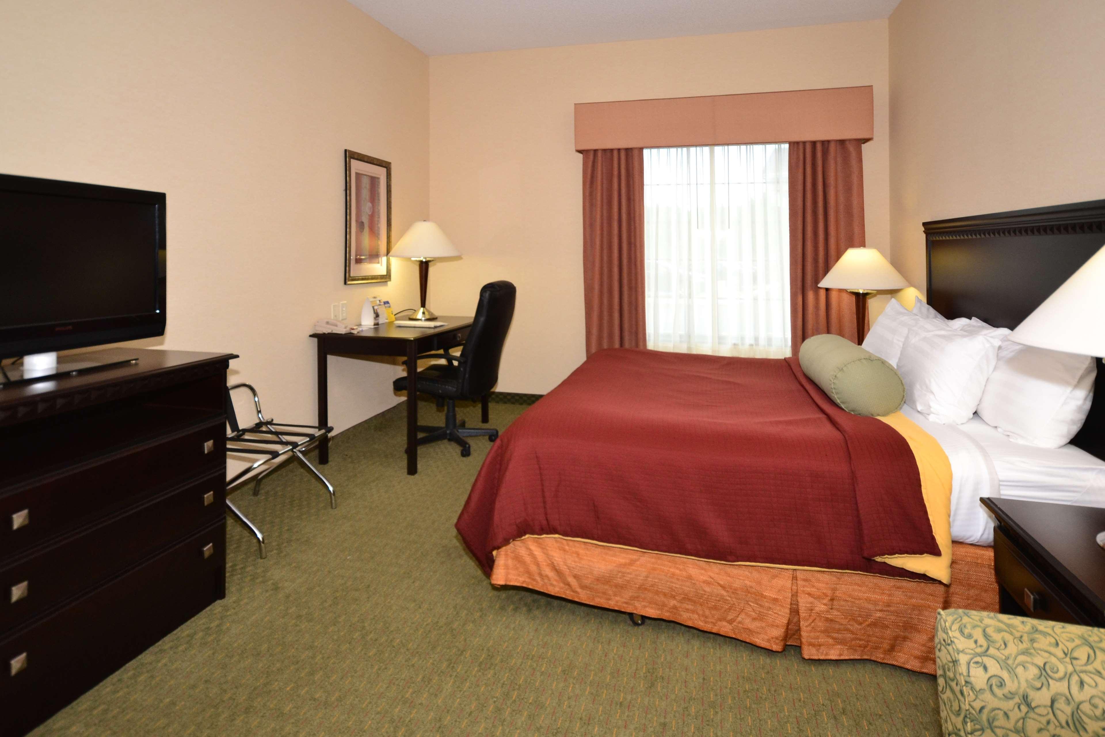 Best Western Plus Victor Inn & Suites מראה חיצוני תמונה