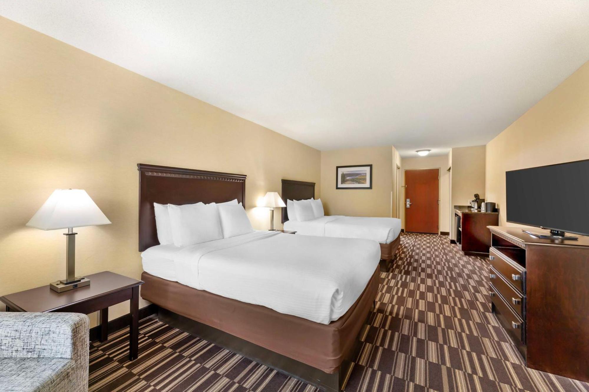 Best Western Plus Victor Inn & Suites מראה חיצוני תמונה