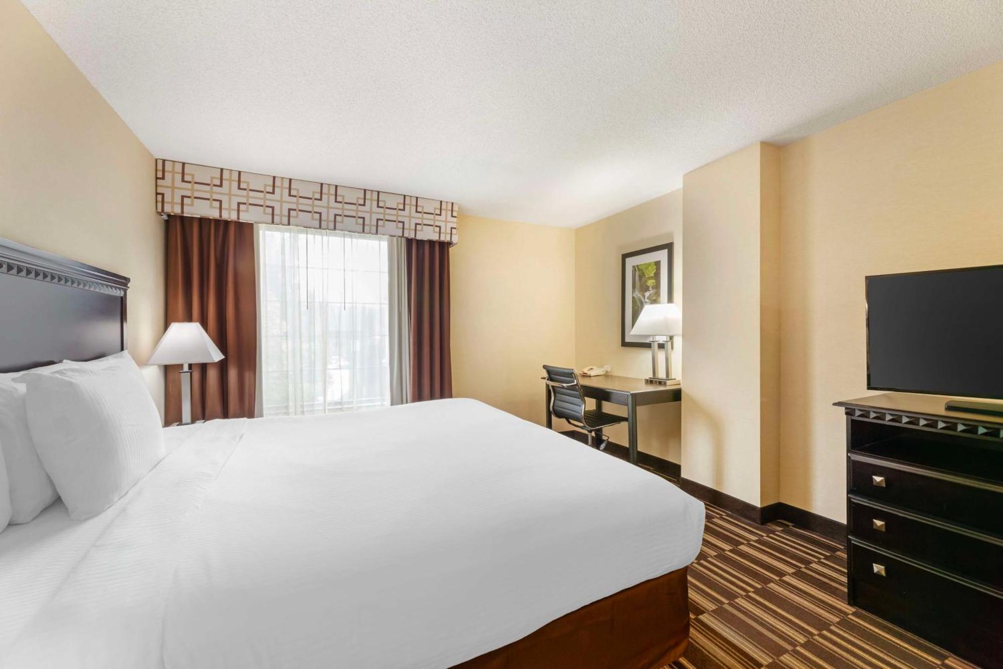 Best Western Plus Victor Inn & Suites מראה חיצוני תמונה