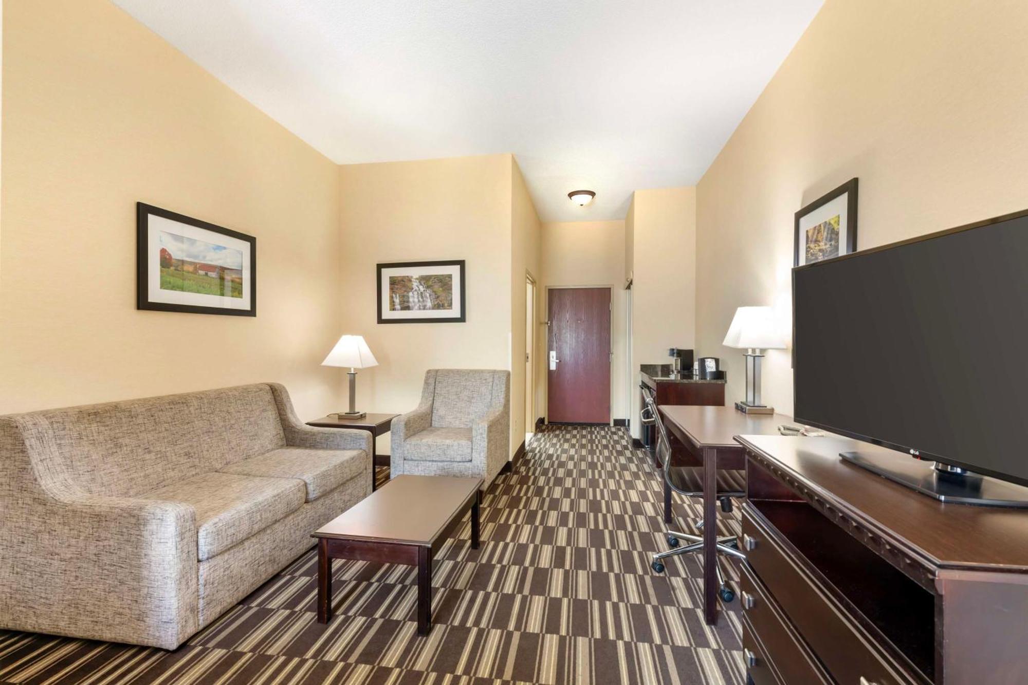 Best Western Plus Victor Inn & Suites מראה חיצוני תמונה