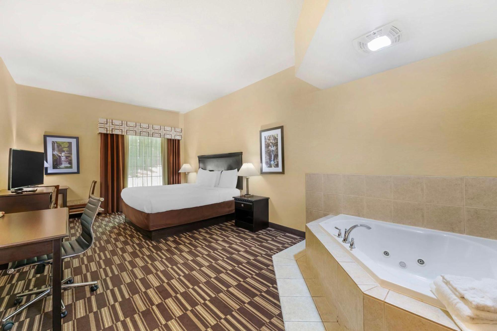 Best Western Plus Victor Inn & Suites מראה חיצוני תמונה
